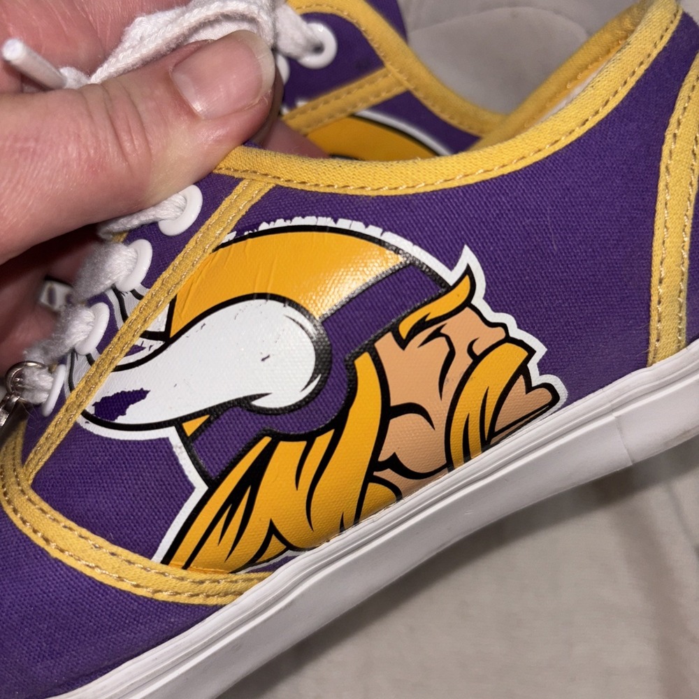 NFL Womens Sz 6.5 Minnesota I Love The Vikings Football Canvas Shoes Purple - Picture 7 of 13